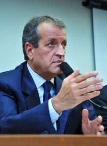 STF reabre investigação contra Valdemar Costa Neto por suposta ligação com trama golpista de 2022