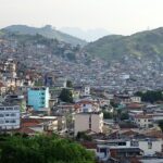 Operação no Rio de Janeiro contra facções criminosas registra 64 mortes